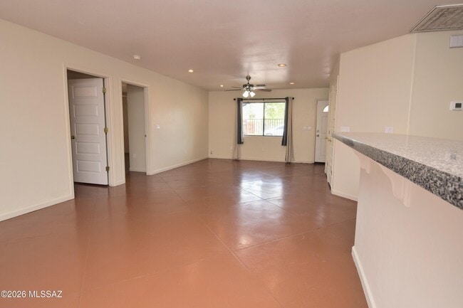 Photo - 203 S Cherry Ave