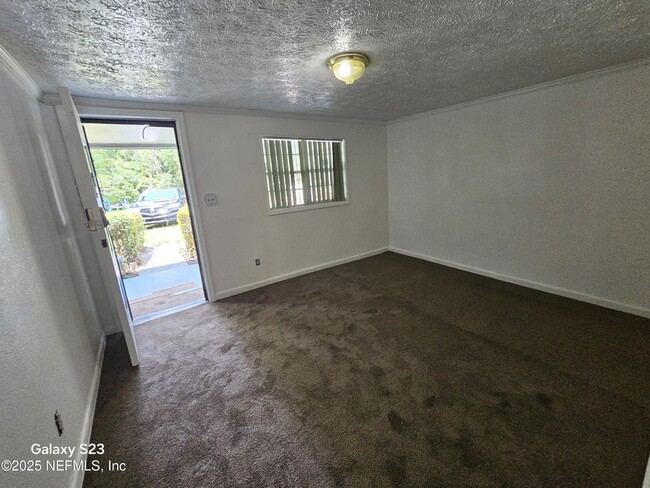 Photo - 6526 Ribault Rd