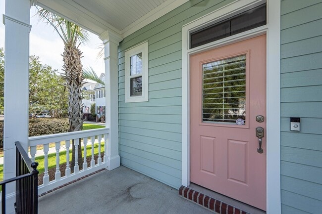 Photo - 302 White Gables Dr