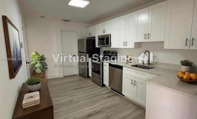 Photo - 411 SE 10th St Unit 3