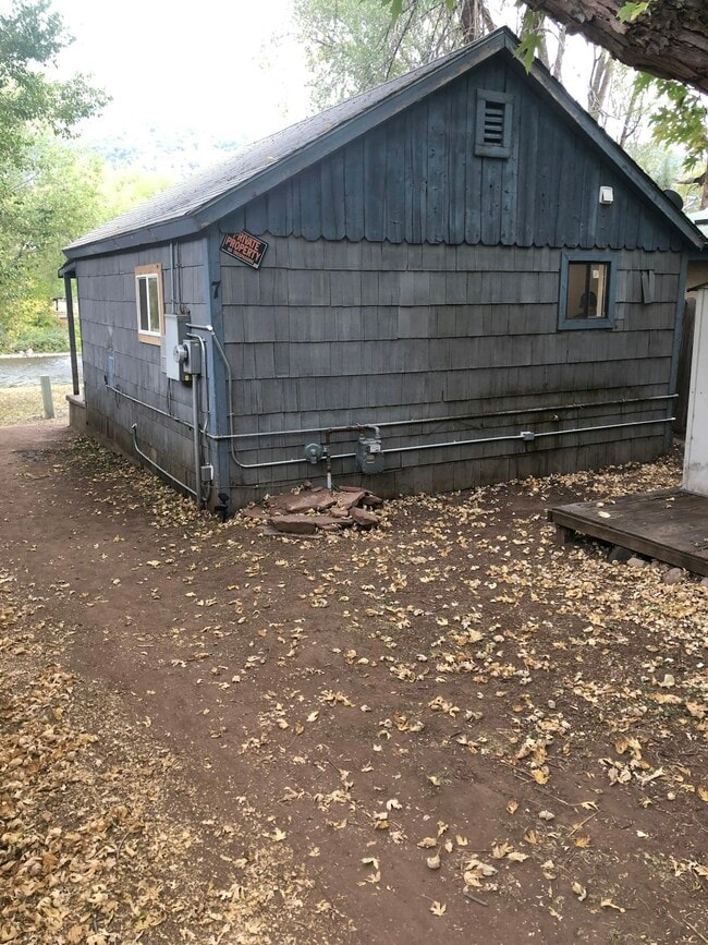 Photo - 706 Cowdin Dr
