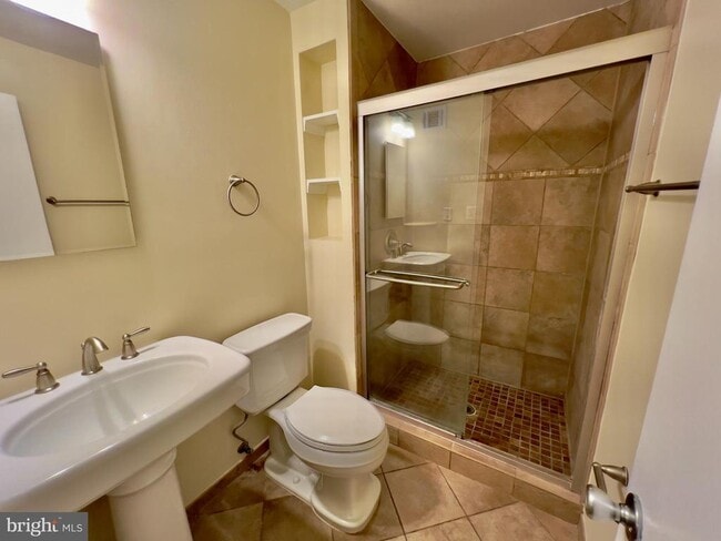 Photo - 3148 Hartwick Ln