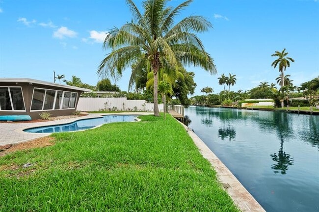 Photo - 121 Almar Dr