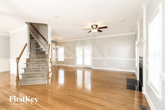 Photo - 6683 Knob Hill Ct