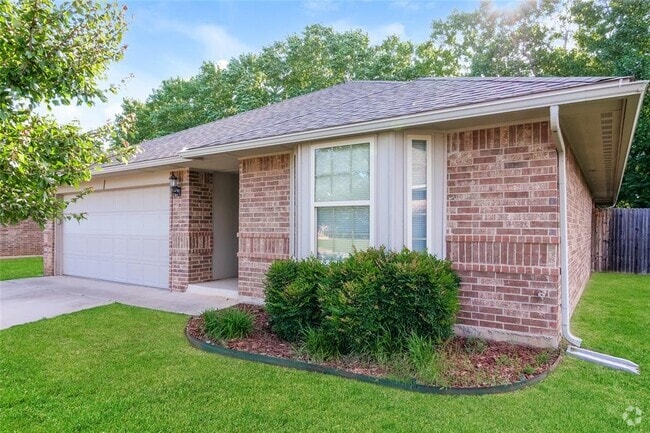 Building Photo - 1338 Selborne Pl Rental