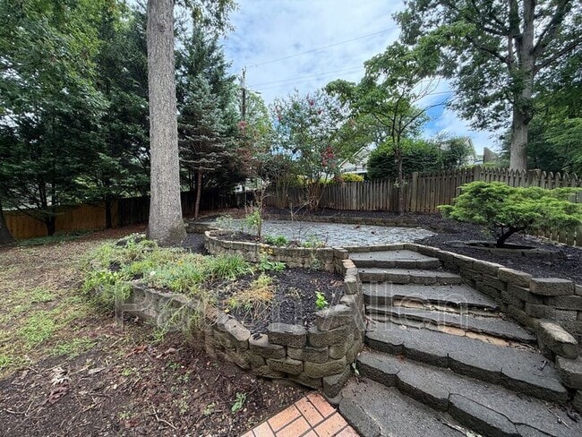 Photo - 78 Pine Cone Dr