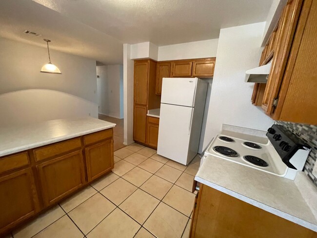 Photo - 3 BEDROOM HOME ON HUGE LOT WITH SOLAR  INCLUDED!