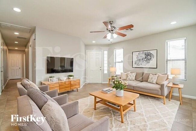 Photo - 1689 E Milky Way