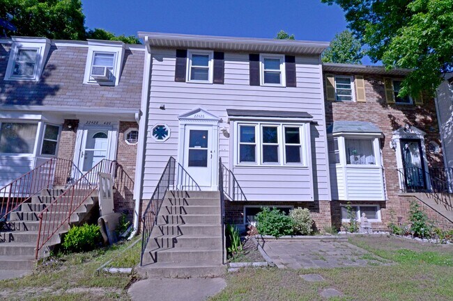 Photo - 22426 Greenview Ct House
