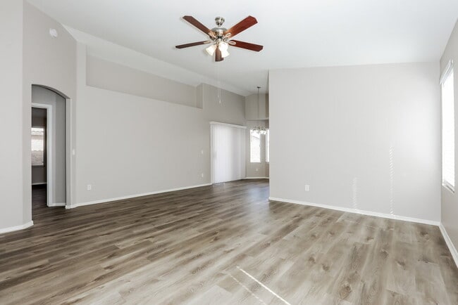 Photo - 6746 E Melrose St