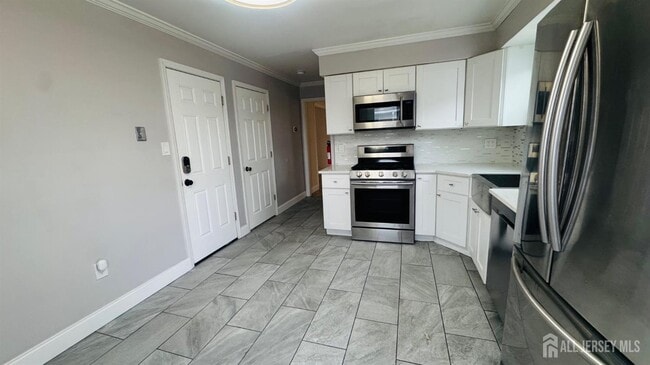 Photo - 966 Bergen Ave