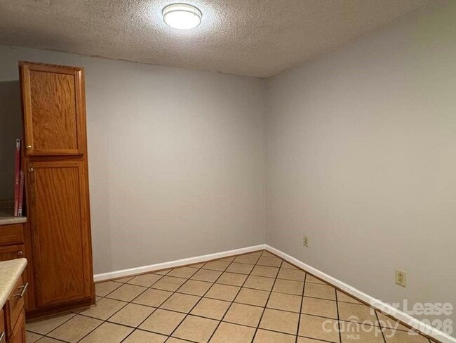 Photo - 411 Ludwick Ave