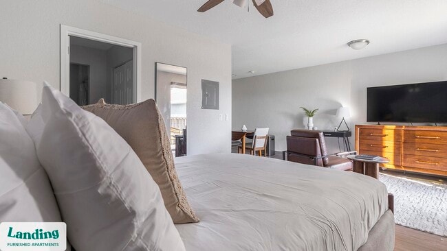 Photo - 2305 Aaron St Unit 217