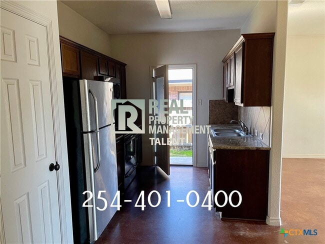 Photo - 602 Karey Dr