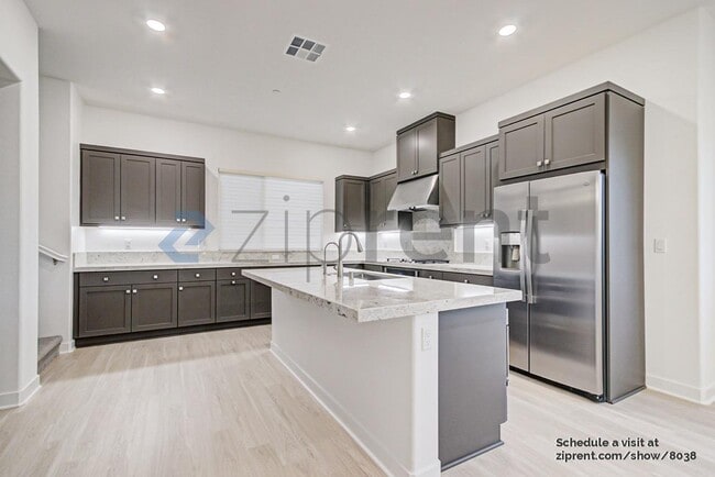 Photo - 1896 S Westside Dr