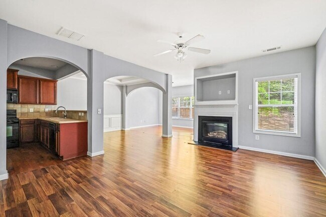 Photo - 2892 Cross Creek Dr