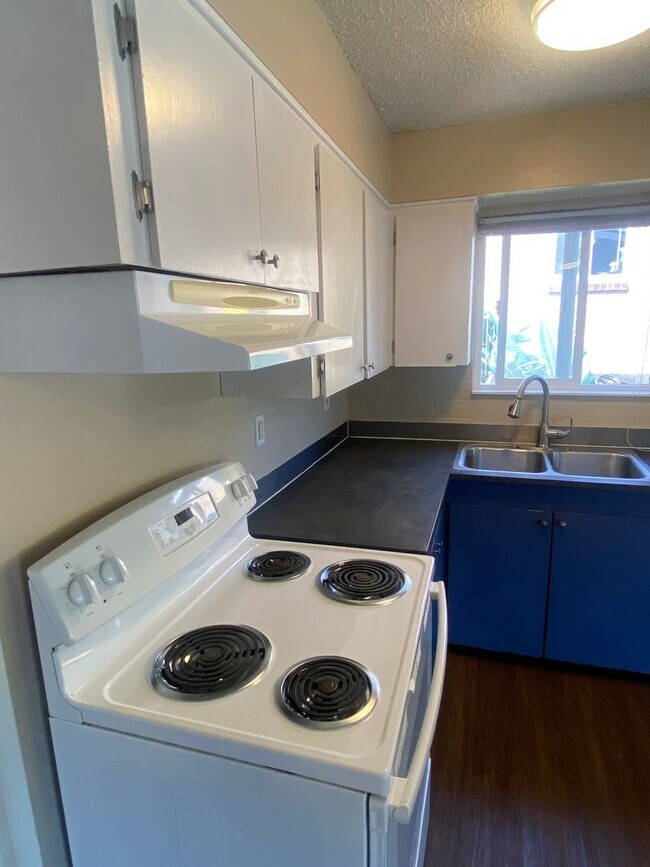 Photo - 1126-1130 24th St Unit 1126