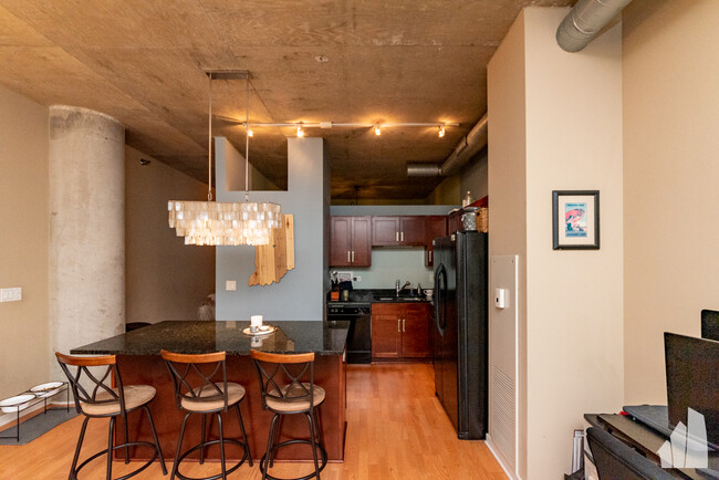 Photo - 700 N Larrabee St Condo