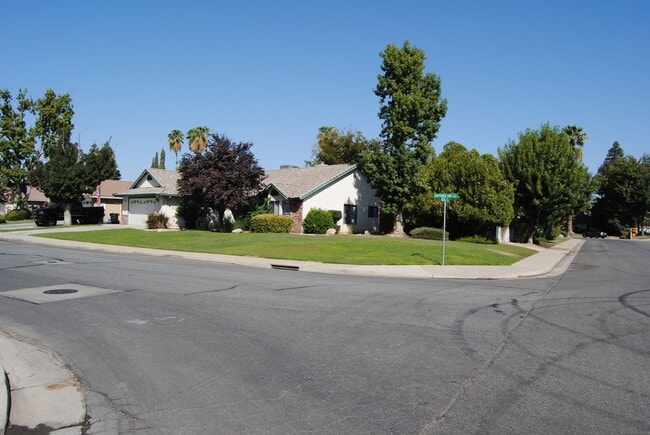 Photo - 9400 Huntsman Oak Ct