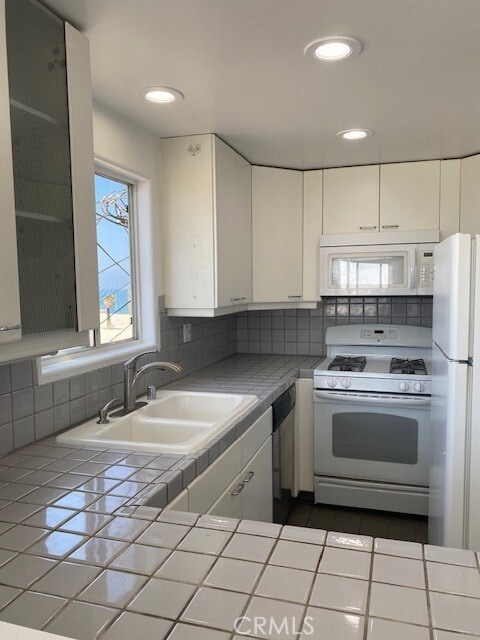 Photo - 205 Shell St