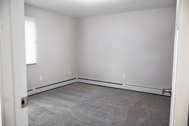 Embrace spacious living at The Gallery, featuring bright and airy interiors ready for your personal touch. Create your perfect home in this inviting environment. Schedule a tour today to see all this space has to offer! - The Gallery Apartments