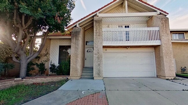 Building Photo - 26 Duane