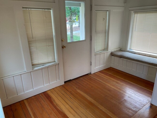 Photo - 325 N Jefferson St Unit 325 N Jefferson St. - #1