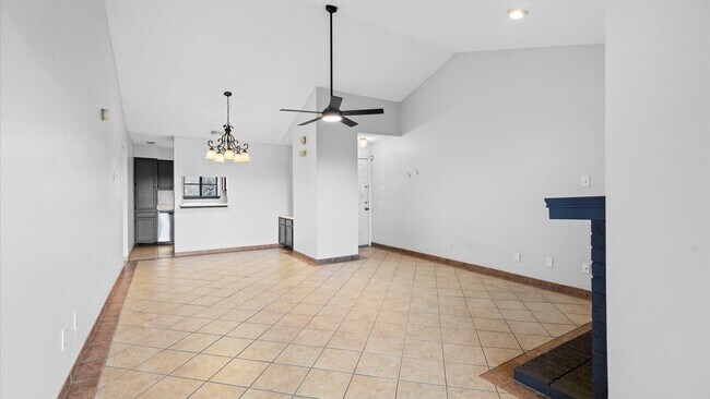 Photo - Spyglass Hill