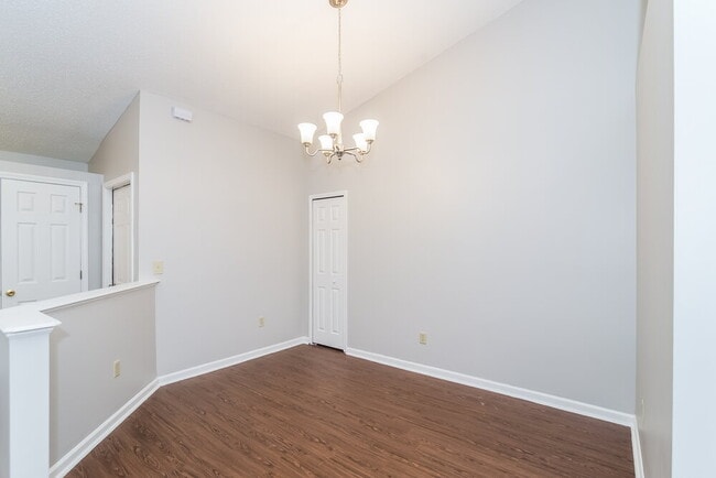 Photo - 3268 Avalon Dr