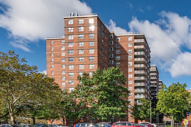 Photo - Rochdale Village