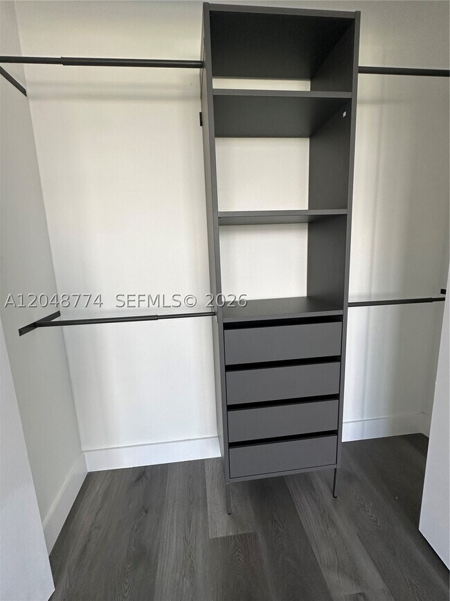 Photo - 7441 Wayne Ave Unit 6B