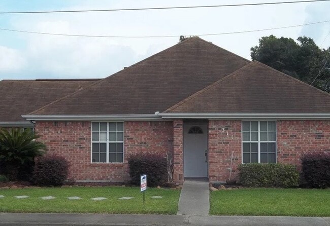 Building Photo - 311 Nederland Ave