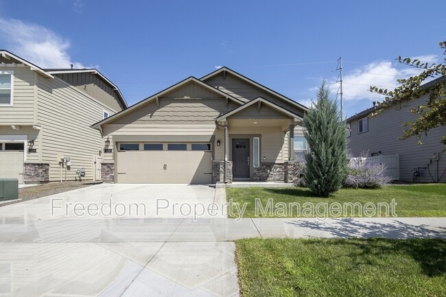 Building Photo - 6218 W los Flores Dr Rental