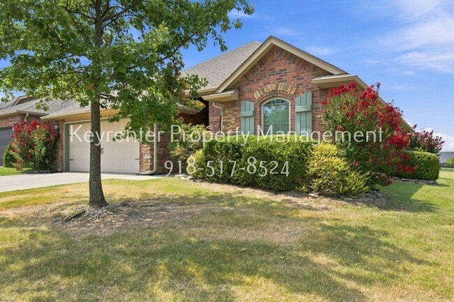 Photo - 10724 Masters Cir