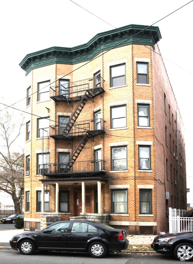 Photo - 120 Madison Ave