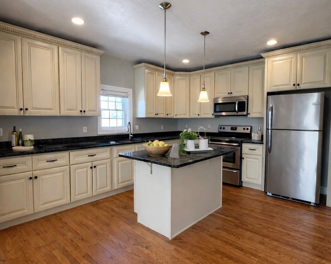 Photo - 283 Lincoln Ave Unit 2