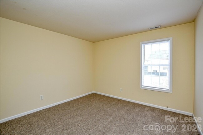 Photo - 8415 Spirea Ct