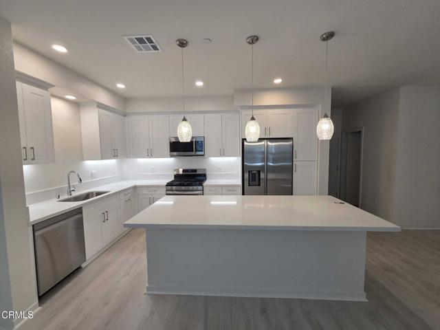 Photo - 711 Winchester Dr