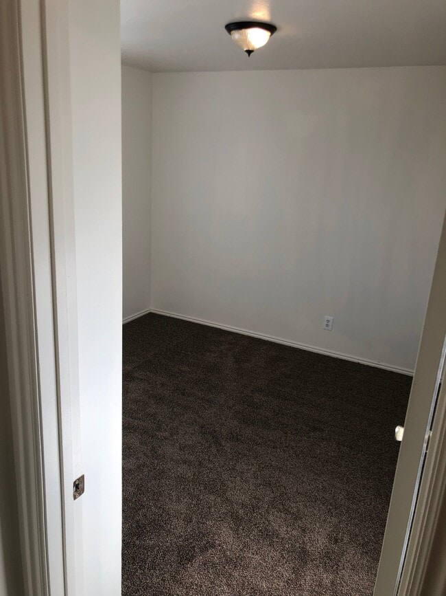 Photo - 12219 S 1440 W