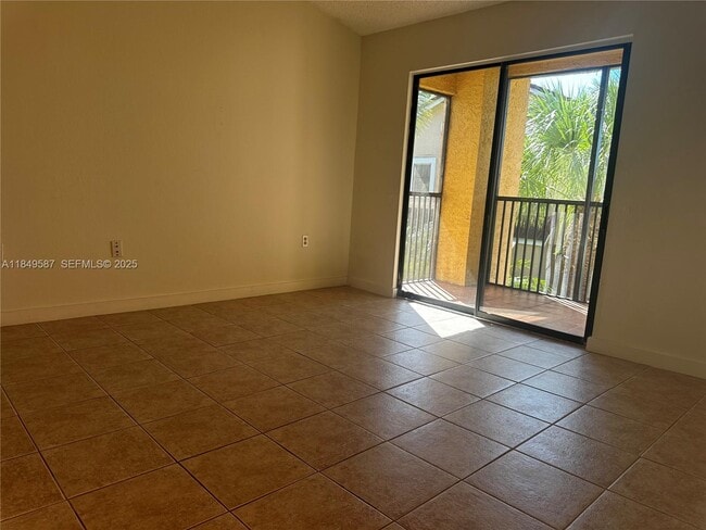 Photo - 15551 SW 104th Terrace Unit 825