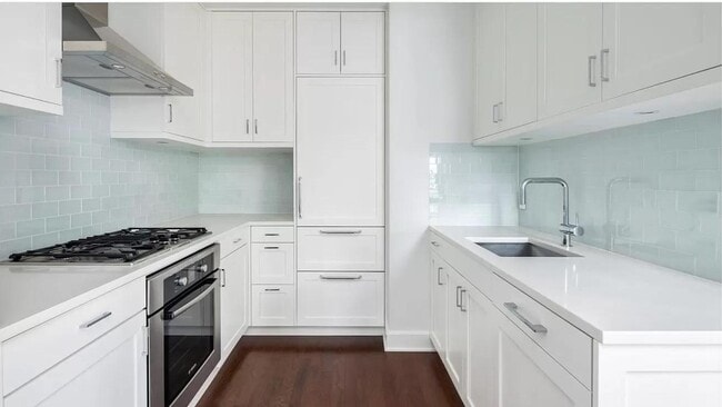 Photo - 1182 Broadway