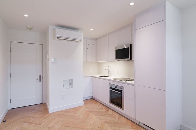 Photo - 590 Av Outremont