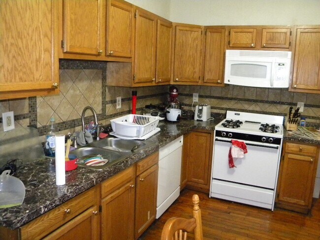 Photo - 1099-15 Unidad 1