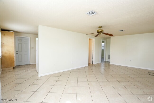 Building Photo - 5761 Lancewood Way Rental