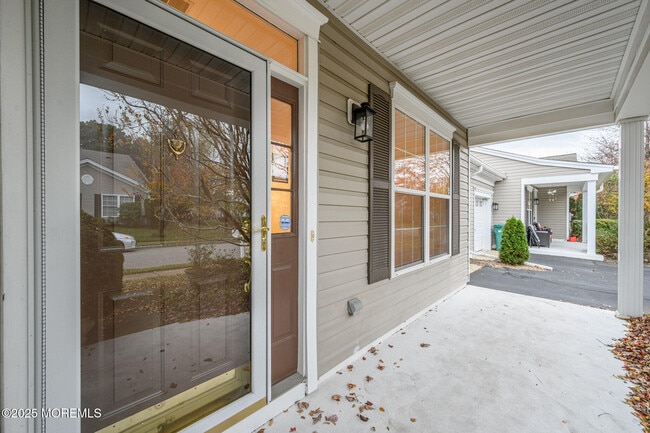 Photo - 131 Greenlawns Dr