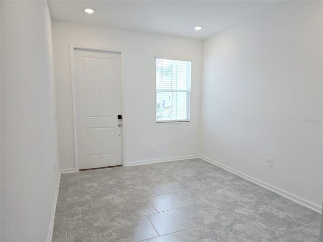 Photo - 7649 Stone Crk Trl