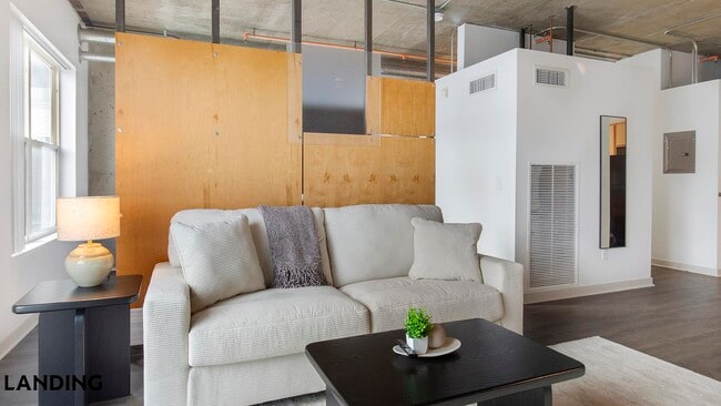 Building Photo - 1451 24th St