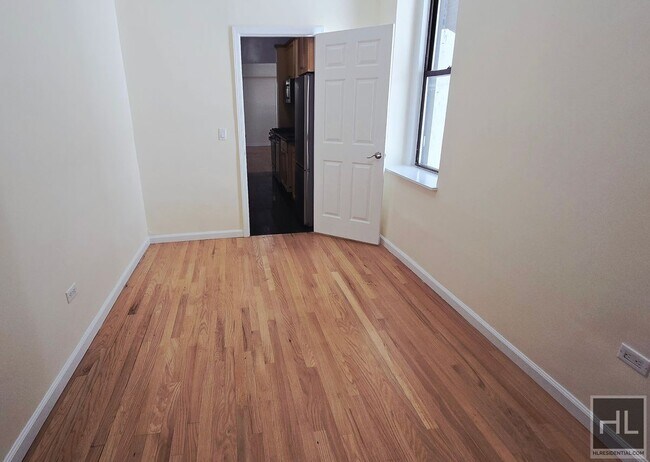 Photo - East 84th Street Unit 3K