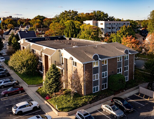 Photo - Carriage House