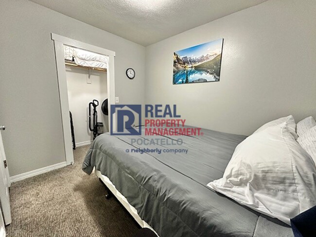 Photo - 1 bed 1 bath single family home - small dog negotiable